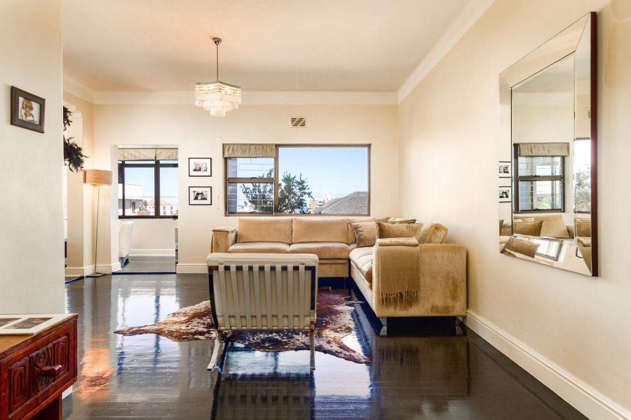 To Let 3 Bedroom Property for Rent in Sea Point Western Cape